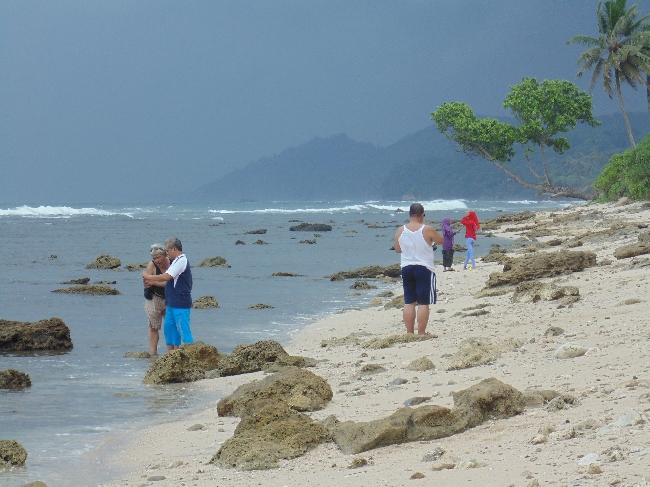 Pantai Karapyak di DOB Pangandaran