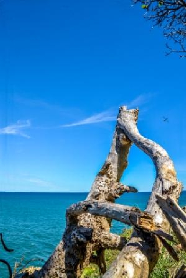 Pantai madasri pesisir paling ujung di kabupaten Pangandaran